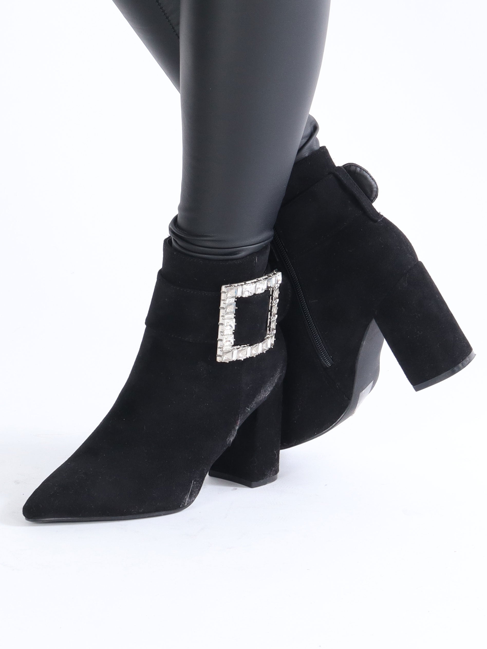 Soffie - Støvler med spænde